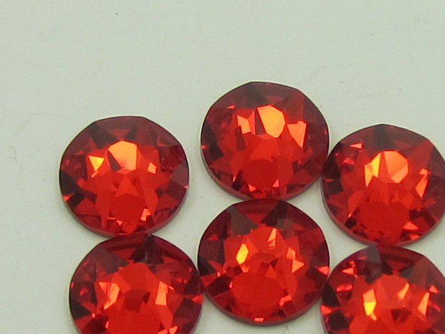 12 pcs. 40ss LIGHT SIAM FLATBACK European Rhinestones